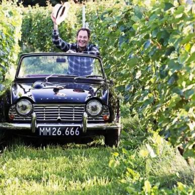 Vinsmagning og rundvisning